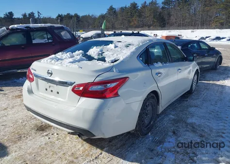 2016 Nissan Altima 2.5/2.5 S/2.5 Sl/2.5 Sr/2.5 Sv z USA, uszkodzony, nr VIN 1N4AL3AP3GC244863